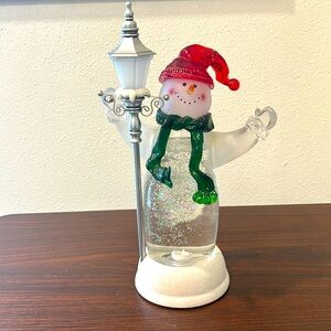 Snowman snow globe.